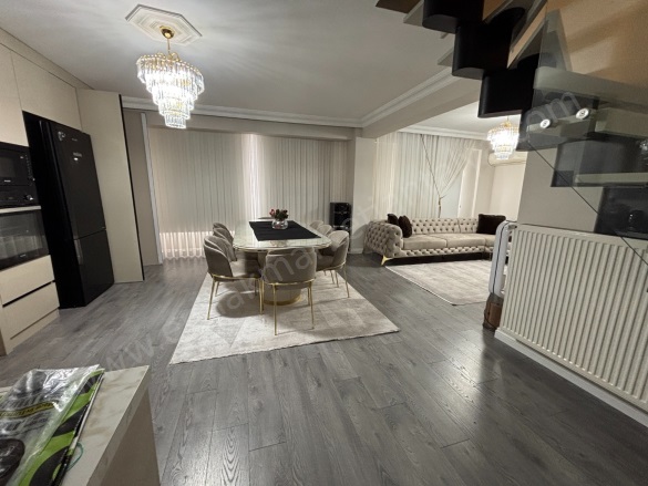 Deniz Mah. Muratpaşa Satılık Daire |  4+1 Oda | 180M2 10.500.000Tl  Krediye Uygun  | 4. Kat | Doğalgaz(Kombi) | 2 Banyo Resim-3