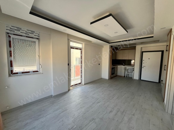 Kuzeyyaka Mah. Kepez Satılık Daire |  4+1 Oda | 140M2 5.200.000Tl  Krediye Uygun  | 3. Kat | Doğalgaz(Kombi) | 3 Banyo Resim-3