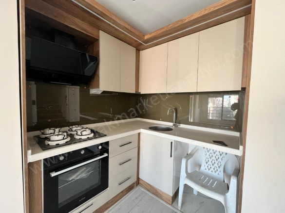 Kuzeyyaka Mah. Kepez Satılık Daire |  4+1 Oda | 140M2 5.200.000Tl  Krediye Uygun  | 3. Kat | Doğalgaz(Kombi) | 3 Banyo Resim-5