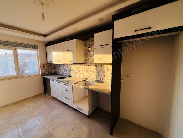 Mehmet Akif Ersoy Mah. Kepez Satılık Daire |  4+1 Oda | 160M2 6.500.000Tl  Krediye Uygun  | 3. Kat | Doğalgaz(Kombi) | 2 Banyo Resim-2
