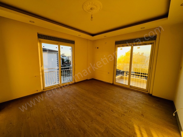 Mehmet Akif Ersoy Mah. Kepez Satılık Daire |  4+1 Oda | 160M2 6.500.000Tl  Krediye Uygun  | 3. Kat | Doğalgaz(Kombi) | 2 Banyo Resim-3