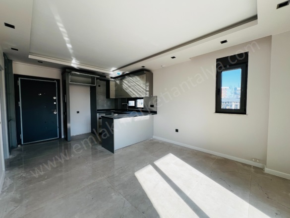 Göksu Mah. Kepez Satılık Daire |  1+1 Oda | 50M2 3.400.000Tl  Krediye Uygun  | Yüksek Giriş | Klima | 1 Banyo Resim-2