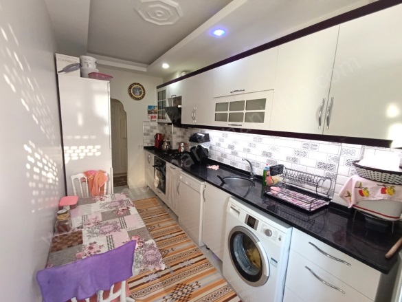 Dutlubahçe Mah. Muratpaşa Satılık Daire |  2+1 Oda | 95M2 3.950.000Tl  Krediye Uygun  | 3. Kat | Klima | 1 Banyo Resim-3