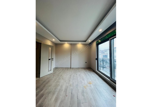 Yeni Emek Mah. Kepez Satılık Daire |  2+1 Oda | 80M2 4.750.000Tl  Krediye Uygun  | 1. Kat | Doğalgaz(Kombi) | 1 Banyo Resim-1