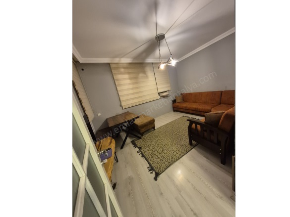 Güvenlik Mah. Muratpaşa Satılık Daire |  2+1 Oda | 100M2 4.000.000Tl  Krediye Uygun  | 4. Kat | Klima | 1 Banyo Resim-3