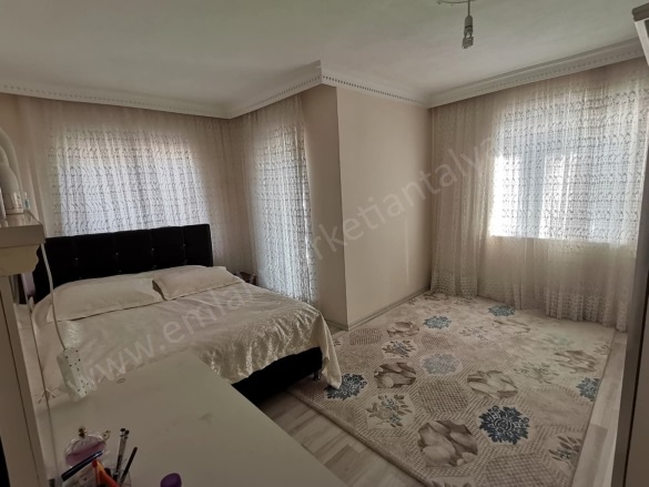 Hüsnü Karakaş Mah. Kepez Satılık Daire |  3+1 Oda | 150M2 6.000.000Tl  Krediye Uygun  | 6. Kat | Doğalgaz(Kombi) | 1 Banyo Resim-5