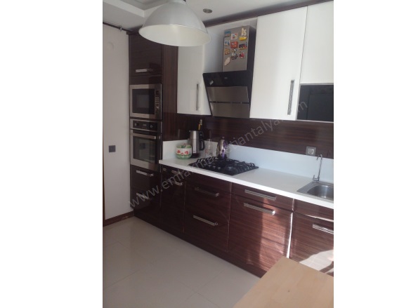 Uncalı Mah. Konyaaltı Satılık Daire |  2+1 Oda | 100M2 9.750.000Tl  Krediye Uygun  | 1. Kat | Doğalgaz(Kombi) | 2 Banyo Resim-2