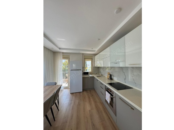 Liman Mah. Konyaaltı Satılık Daire |  2+1 Oda | 75M2 8.200.000Tl  Krediye Uygun  Eşyalı  | 1. Kat | Klima | 1 Banyo Resim-2