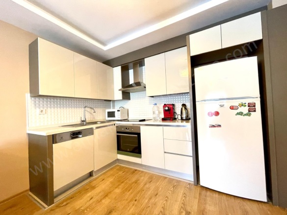 Liman Mah. Konyaaltı Satılık Daire |  1+1 Oda | 60M2 6.200.000Tl  Krediye Uygun  | 1. Kat | Klima | 1 Banyo Resim-3