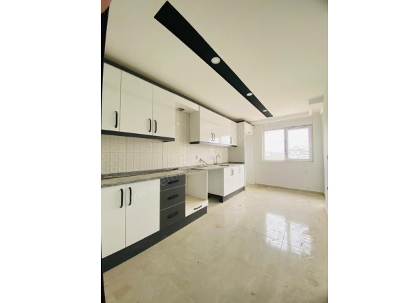 Habibler Mah. Kepez Satılık Daire |  4+1 Oda | 190M2 4.950.000Tl  Krediye Uygun  | 3. Kat | Klima | 2 Banyo Resim-4