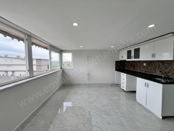 Güzeloba Mah. Muratpaşa Kiralık Daire |  1+1 Oda | 60M2 Aylık 25.000Tl | 2. Kat | Klima | 1 Banyo Resim-2