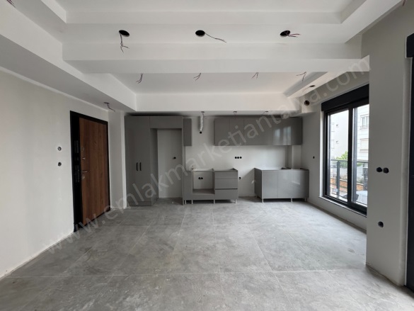 Yenigün Mah. Muratpaşa Satılık Daire |  1+1 Oda | 60M2 5.500.000Tl  Krediye Uygun  | 2. Kat | Doğalgaz(Kombi) | 1 Banyo Resim-4