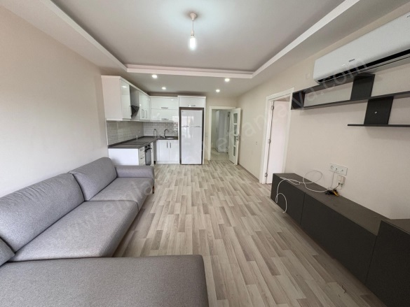 Sarısu Mah. Konyaaltı Satılık Daire |  2+1 Oda | 100M2 6.500.000Tl  Krediye Uygun  | Yüksek Giriş | Doğalgaz(Kombi) | 1 Banyo Resim-2