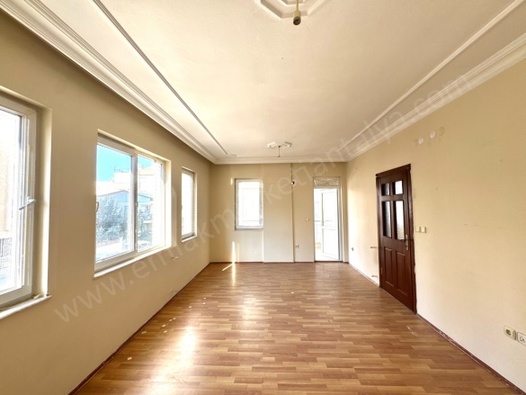 Etiler Mah. Muratpaşa Satılık Daire |  2+1 Oda | 110M2 4.900.000Tl  Krediye Uygun  | 1. Kat | Doğalgaz(Kombi) | 1 Banyo Resim-1