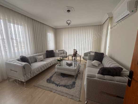 Cadde Üzeri Geniş 3+1 Satılık Daire Antalya Muratpaşa Cumhuriyet Mah