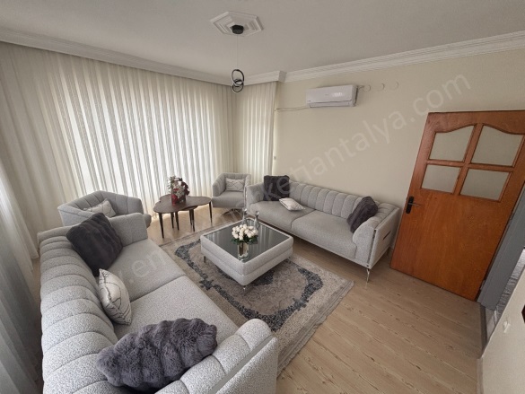 Cumhuriyet Mah. Muratpaşa Satılık Daire |  3+1 Oda | 150M2 7.500.000Tl  Krediye Uygun  | 9. Kat | Doğalgaz(Kombi) | 2 Banyo Resim-4