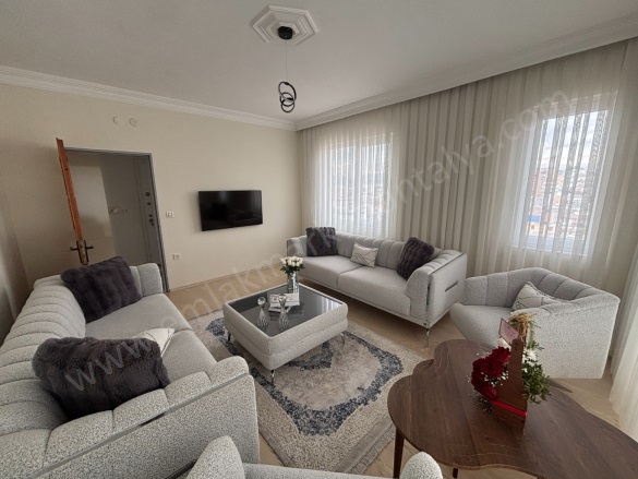 Cumhuriyet Mah. Muratpaşa Satılık Daire |  3+1 Oda | 150M2 7.500.000Tl  Krediye Uygun  | 9. Kat | Doğalgaz(Kombi) | 2 Banyo Resim-5