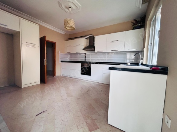 Yeşilbahçe Mah. Muratpaşa Satılık Daire |  3+1 Oda | 150M2 10.500.000Tl  Krediye Uygun  | 3. Kat | Doğalgaz(Kombi) | 1 Banyo Resim-1