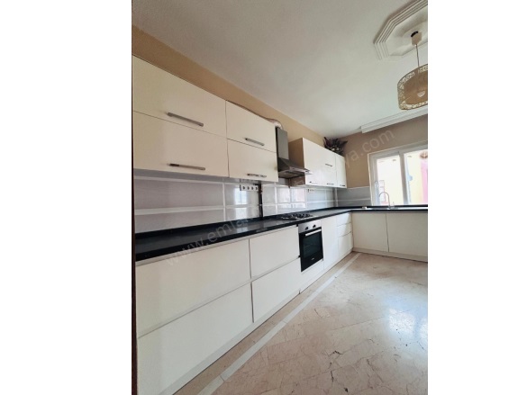 Yeşilbahçe Mah. Muratpaşa Satılık Daire |  3+1 Oda | 150M2 10.500.000Tl  Krediye Uygun  | 3. Kat | Doğalgaz(Kombi) | 1 Banyo Resim-3