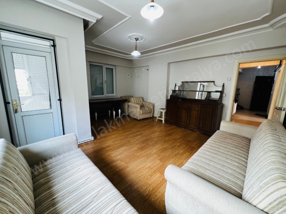 Meydankavağı Mah. Muratpaşa Satılık Daire |  3+1 Oda | 115M2 7.200.000Tl  Krediye Uygun  | 1. Kat | Doğalgaz(Kombi) | 1 Banyo Resim-3