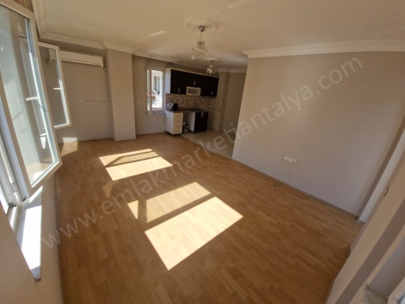 Yenigün Mah. Muratpaşa Satılık Daire |  2+1 Oda | 80M2 3.900.000Tl  Krediye Uygun  | 5. Kat | Doğalgaz(Kombi) | 1 Banyo Resim-4