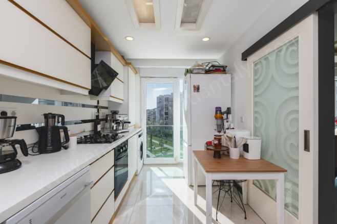 Yenigünde Site içi Doğalgazlı Şık Mimarili Katta 2+1 Satılık Daire Muratpaşa Yenigün Mah