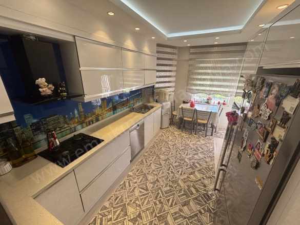 Site içerisinde Cepheleri Açık Geniş Ferah 3+1 Satılık Daire Muratpaşa Yenigün Mah