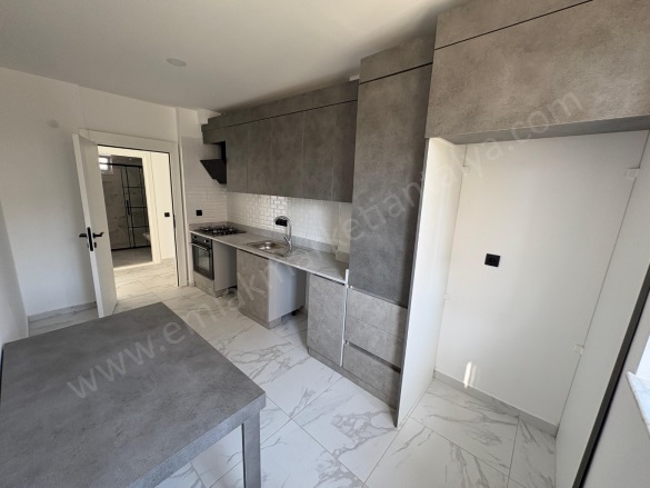 Aydoğmuş Mah. Kepez Satılık Daire |  2+1 Oda | 95M2 3.650.000Tl  Krediye Uygun  | Yüksek Giriş | Klima | 1 Banyo Resim-2