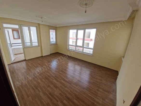 Kızılarık Mah. Muratpaşa Satılık Daire |  2+1 Oda | 100M2 5.450.000Tl  Krediye Uygun  | 2. Kat | Doğalgaz(Kombi) | 1 Banyo Resim-3