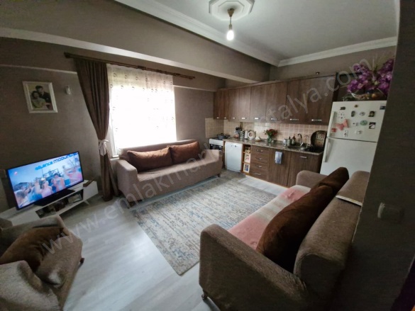 Kızıltoprak Mah. Muratpaşa Satılık Daire |  2+1 Oda | 90M2 5.000.000Tl  Krediye Uygun  | Yüksek Giriş | Doğalgaz(Kombi) | 1 Banyo Resim-3