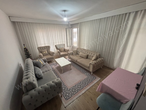 Deniz Mah. Muratpaşa Satılık Daire |  2+1 Oda | 100M2 3.900.000Tl  Krediye Uygun  | 1. Kat | Klima | 1 Banyo Resim-3