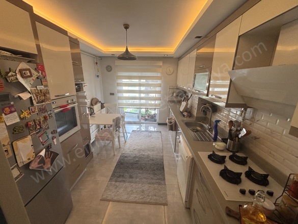 Demircikara Mah. Muratpaşa Satılık Daire |  3+1 Oda | 150M2 11.700.000Tl  Krediye Uygun  | 2. Kat | Doğalgaz(Kombi) | 2 Banyo Resim-2