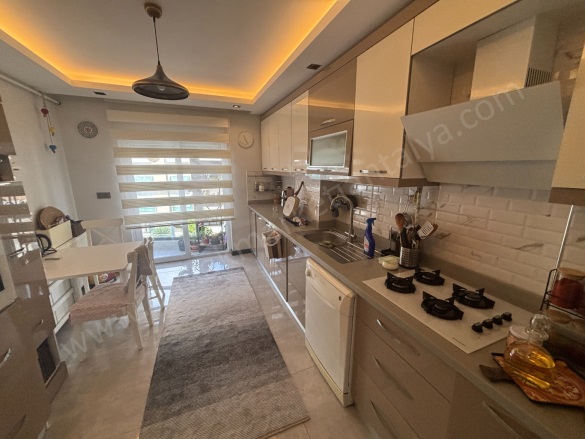 Demircikara Mah. Muratpaşa Satılık Daire |  3+1 Oda | 150M2 11.700.000Tl  Krediye Uygun  | 2. Kat | Doğalgaz(Kombi) | 2 Banyo Resim-3