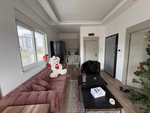 Aydoğmuşta Tramvaya 10 Dk Mesafede Eşyalı 1+1 Kiralık Daire Kepez Aydoğmuş Mah