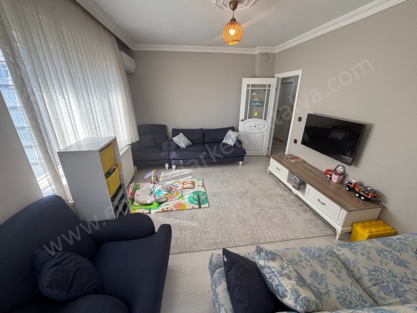 Kızıltoprak Mah. Muratpaşa Satılık Daire |  5+1 Oda | 180M2 8.200.000Tl  Krediye Uygun  | 3. Kat | Doğalgaz(Kombi) | 2 Banyo Resim-2