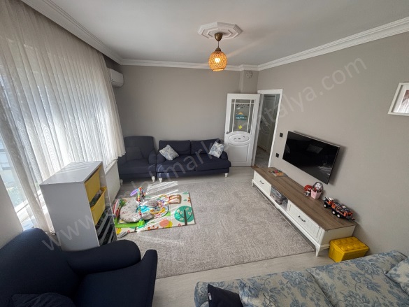 Kızıltoprak Mah. Muratpaşa Satılık Daire |  5+1 Oda | 180M2 8.200.000Tl  Krediye Uygun  | 3. Kat | Doğalgaz(Kombi) | 2 Banyo Resim-3