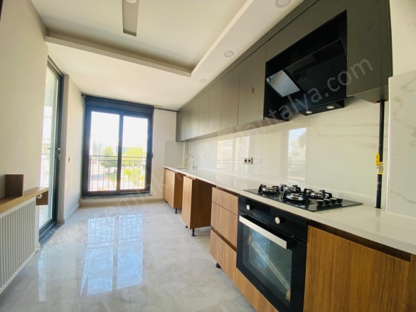 Ulus Mah. Kepez Kiralık Daire |  2+1 Oda | 95M2 Aylık 32.000Tl | 2. Kat | Doğalgaz(Kombi) | 2 Banyo Resim-3