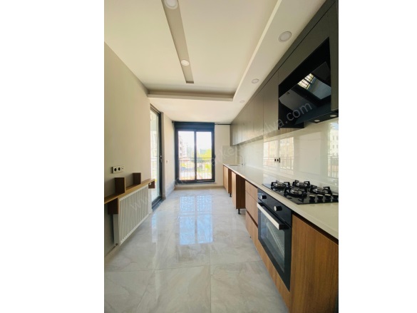 Ulus Mah. Kepez Kiralık Daire |  2+1 Oda | 95M2 Aylık 32.000Tl | 2. Kat | Doğalgaz(Kombi) | 2 Banyo Resim-4