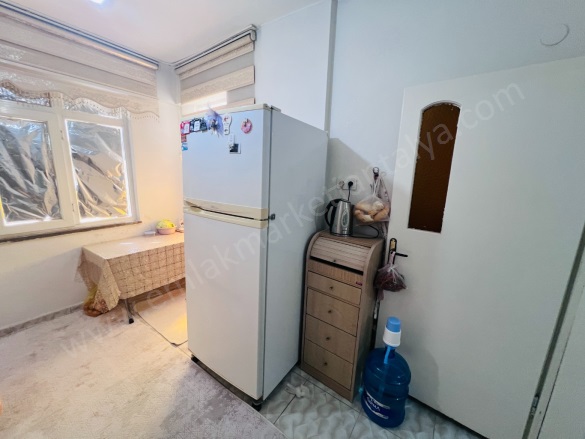 Dutlubahçe Mah. Muratpaşa Satılık Daire |  3+1 Oda | 135M2 4.250.000Tl  Krediye Uygun  | 2. Kat | Klima | 1 Banyo Resim-2