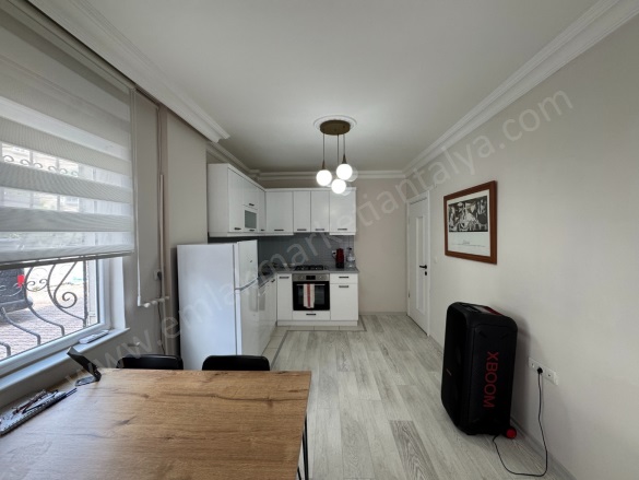 Kızıltoprak Mah. Muratpaşa Satılık Daire |  2+1 Oda | 90M2 3.800.000Tl  Krediye Uygun  | Yüksek Giriş | Doğalgaz(Kombi) | 1 Banyo Resim-5