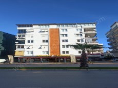  CADDE ÜZERİNDE FIRSAT 5+2 DAİRE 
