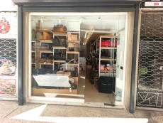 DOĞU GARAJINDA BACALI , 3 KATLI , İÇİ YENİLENMİŞ SATILIK DÜKKAN