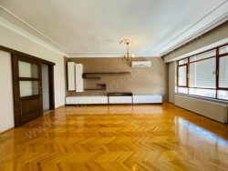 Muratpaşa Zerdalilik Mah. Satılık Daire 3+1 175 M2 | 3. Kat | Klima | 1 Banyo