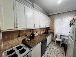 Muratpaşa Bayındır Mah. Satılık Daire 2+1 100 M2 | Giriş Katı | Klima | 1 Banyo