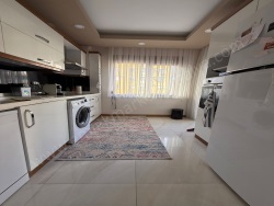 Muratpaşa Üçgen Mah. Satılık Daire 2+1 105 M2 | 1. Kat | Doğalgaz(Kombi) | 1 Banyo