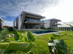 Kepez Odabaşı Mah. Satılık Villa 5+1 350 M2 | Villa | Doğalgaz(Kombi) | 4 Banyo