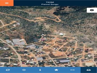 VARSAK MENDERESTE İMARLI KÖŞE BAŞI ARSA 