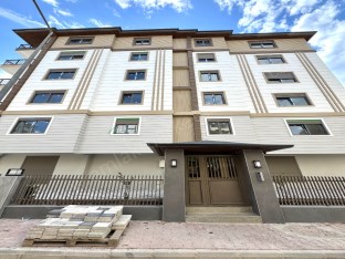 GÜVENLİK MAHALLESİNDE KATTA SIFIR 2+1 FIRSAT DAİRE