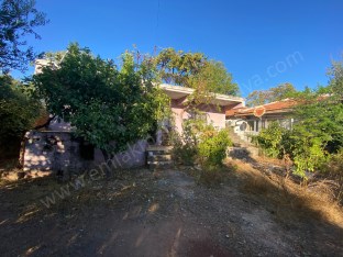 BARAJ MAHALLESİNDE 228 M² ARSA İÇERİSİNDE MÜSTAKİL EV