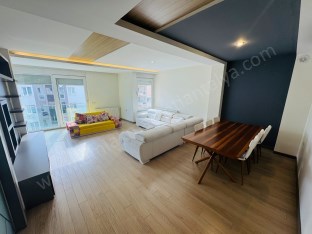 KAPALI OTOPARKLI , Y.HAVUZLU SİTE İÇİ ARAKAT DAİRE 